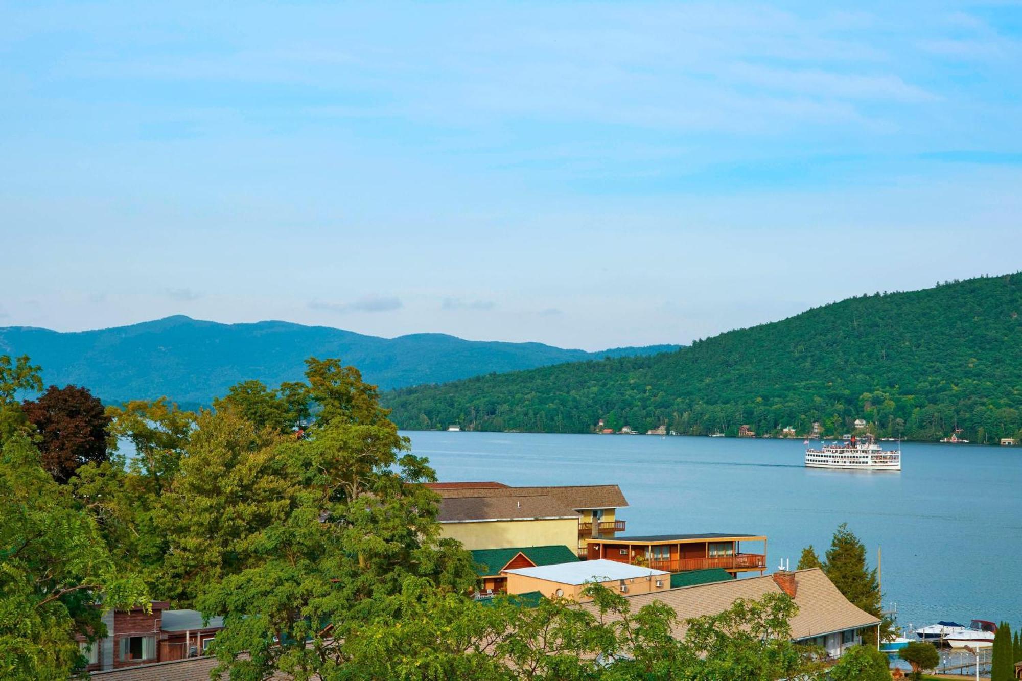 Courtyard By Marriott Lake George Exterior photo
