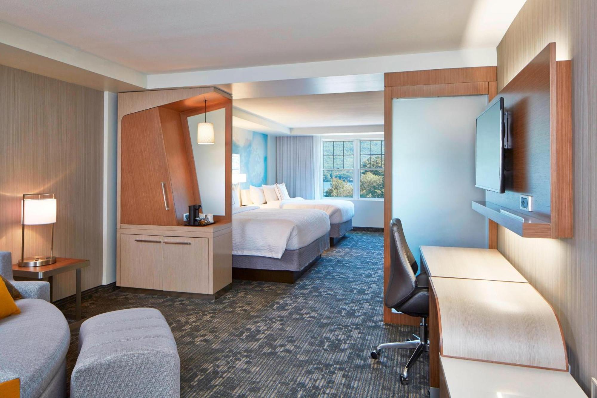 Courtyard By Marriott Lake George Exterior photo