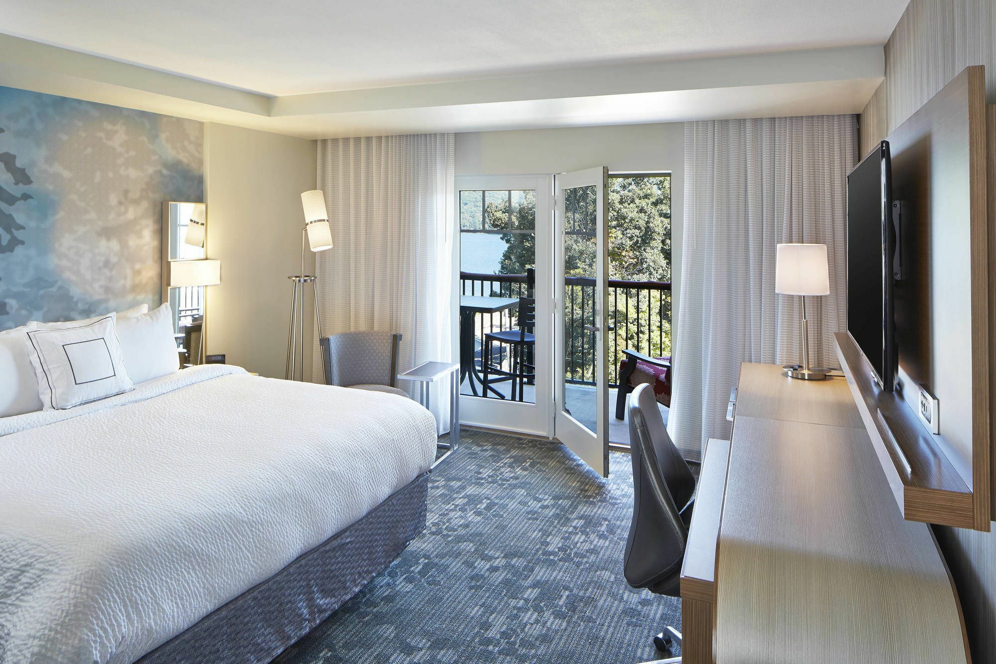 Courtyard By Marriott Lake George Exterior photo